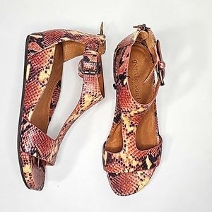 Gentle Souls by Kenneth Cole size 7M